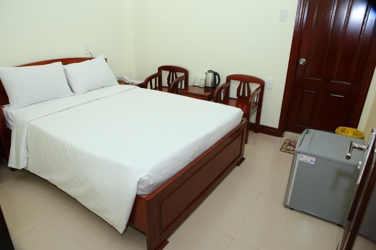 Khach San Tnk Hotell Can Tho Exteriör bild